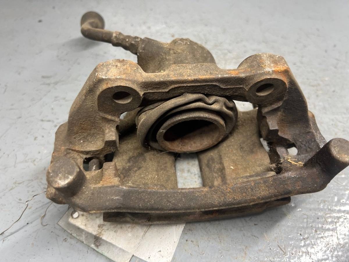 Суппорт передний правый Audi 80 B3, 1991 г., OEM 893615124B, арт. B87821412, фото 5