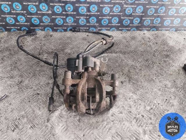 Суппорт задний правый BMW F45/F46, 2016 г., OEM 6883036, арт. 00101252