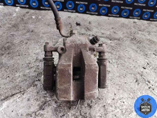 Суппорт задний правый Toyota RAV4, 2012 г., арт. 00110818
