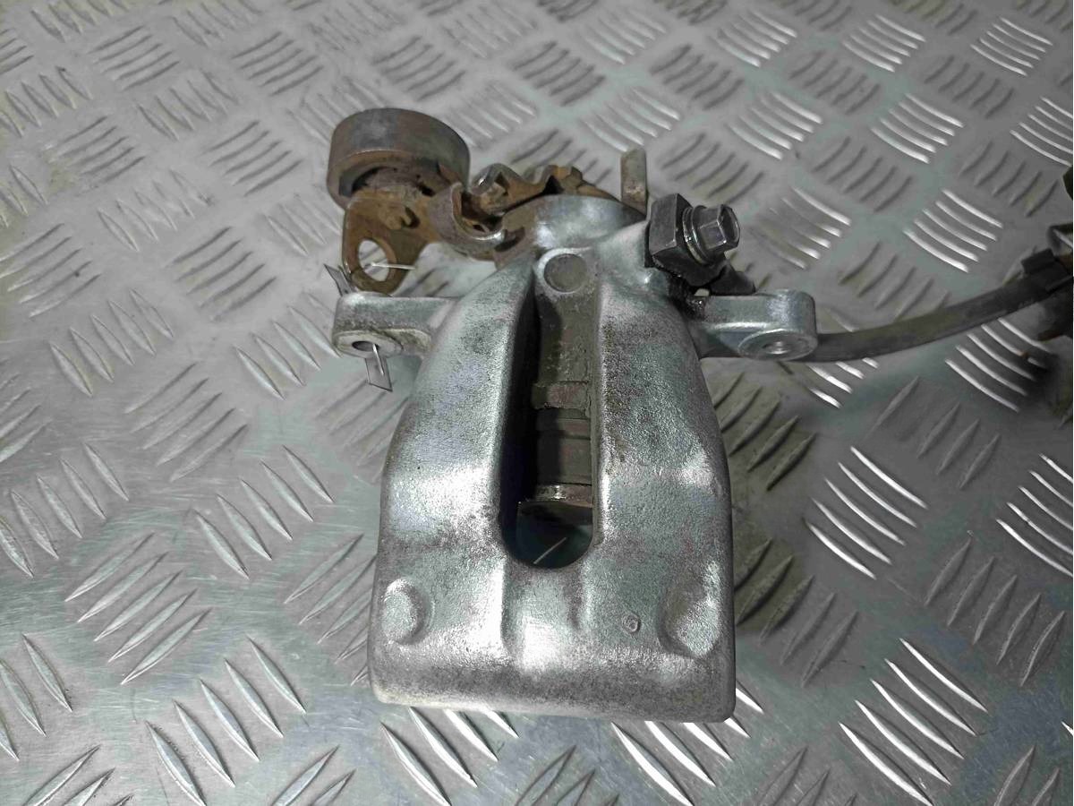 Суппорт задний правый Opel Zafira, 2003 г., арт. 016547