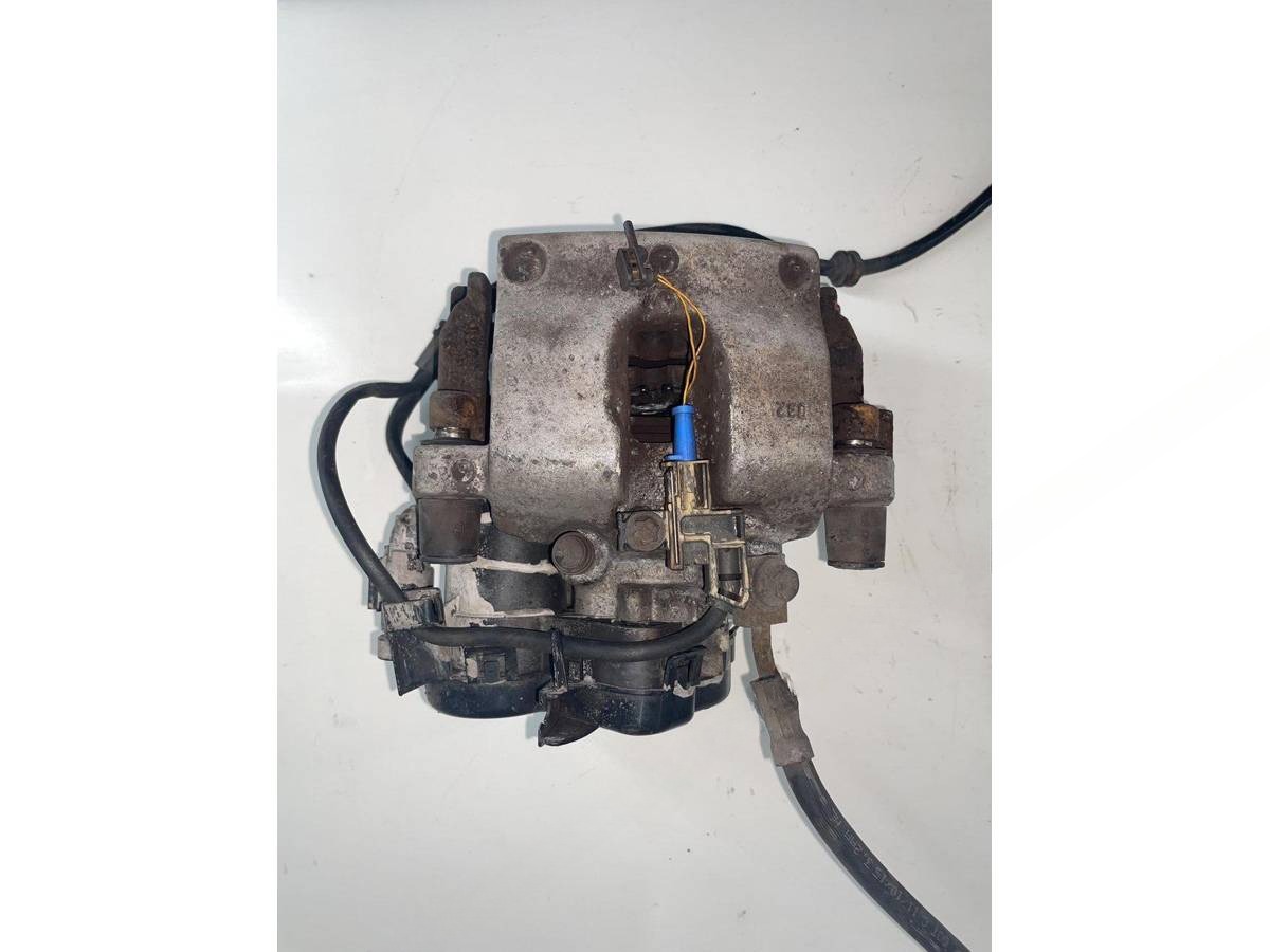 Новое Mercedes C W205, 2016 г., OEM A2054232098, арт. 72-3, фото 2