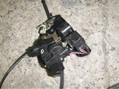 Замок двери передней правой Volkswagen Lupo, 2000 г., арт. 0002752