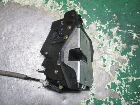 Замок двери передней правой BMW 3 E46, 2003 г., арт. 0134256