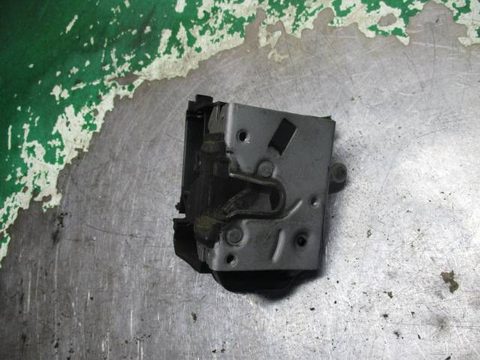Замок двери передней правой Opel Combo, 2005 г., OEM 24434883, арт. 0137066