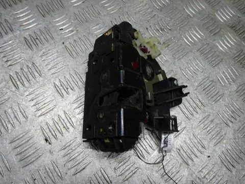 Замок двери передней правой Volkswagen Transporter, 2007 г., OEM 3b1837015, арт. 0153199