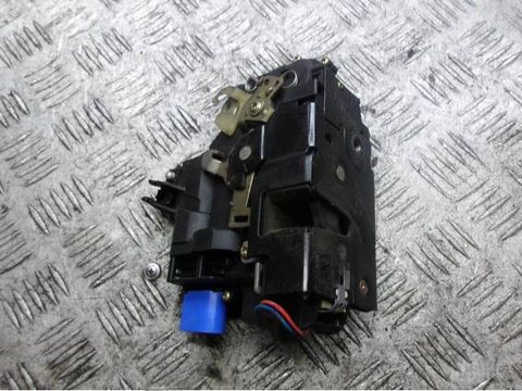 Замок двери передней правой Skoda Fabia, 2003 г., OEM 3b1837016bq, арт. 0222045