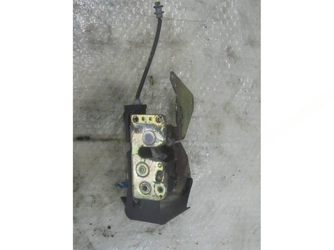 Замок двери передней правой Renault Premium, 2003 г., OEM 5001858127, арт. 15705