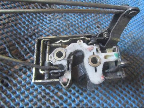 Замок двери передней правой Renault Magnum, 2005 г., OEM 5000937867, арт. 24311
