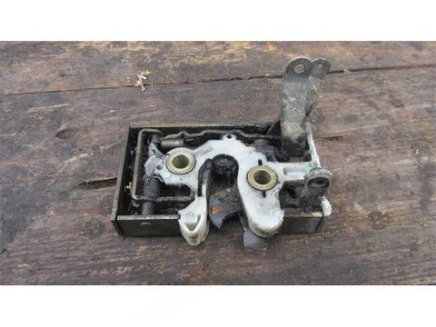 Замок двери передней правой Renault Magnum, 2007 г., OEM 5000937867, арт. 33976