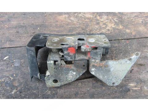 Замок двери передней правой Renault Premium, 2004 г., OEM 5001858127, арт. 34025