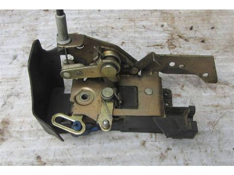 Замок двери передней правой Renault Premium, 2003 г., OEM 5001858127, арт. 34463
