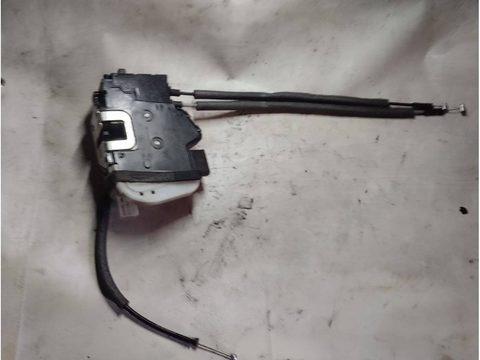 Замок двери передней правой Hyundai ix35, 2014 г., OEM 813202Y020, арт. GD-10501534