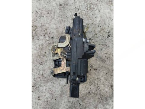 Замок двери передней правой Volkswagen Golf, 1998 г., OEM 3B1837016A, арт. GD-63637989_4