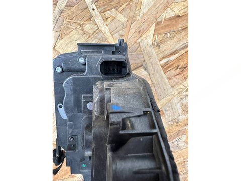 Замок двери передней правой BMW X5 F15, 2015 г., OEM 7281936, арт. LX3546024820, фото 9