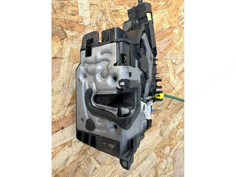 Замок двери передней правой Mercedes GLC X253, 2015 г., OEM A0997202000, арт. LX3546024848