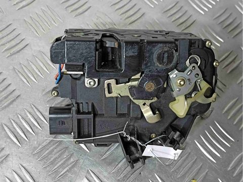 Замок двери задней левой Audi A6, 2002 г., OEM 4b0839015g, арт. 012046, фото 2