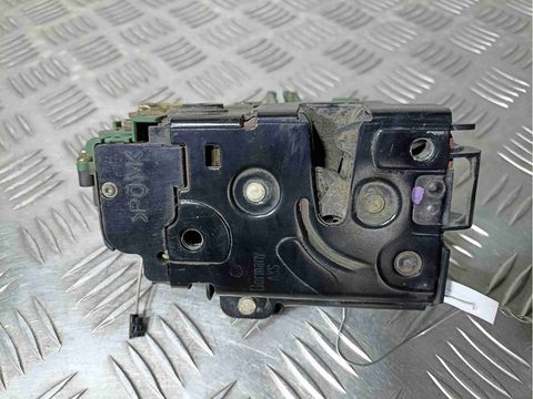 Замок двери задней левой Volkswagen Passat, 2000 г., арт. 023438-2