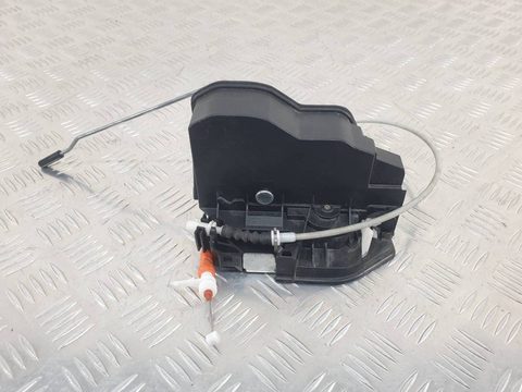 Замок двери задней левой BMW 4 F32/F33/GT F36, 2014 г., OEM 7202147, арт. 12214