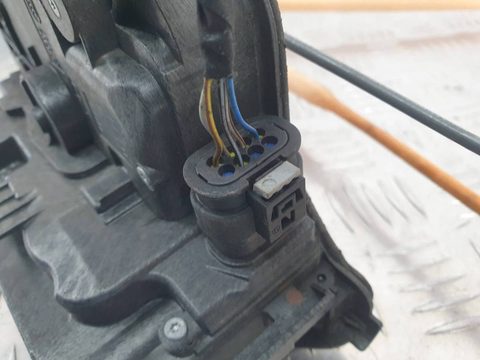 Замок двери задней левой BMW 5 G30/G31, 2017 г., OEM 7477697, арт. 13247, фото 3