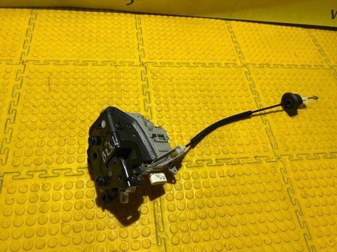 Замок двери задней левой Audi A4, 2010 г., арт. 22444
