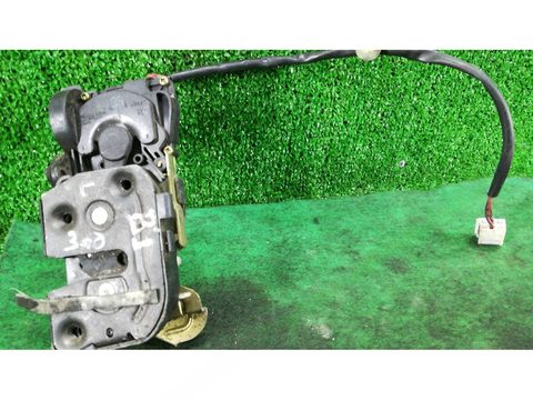 Замок двери задней левой Mazda 323, 2000 г., арт. 291692