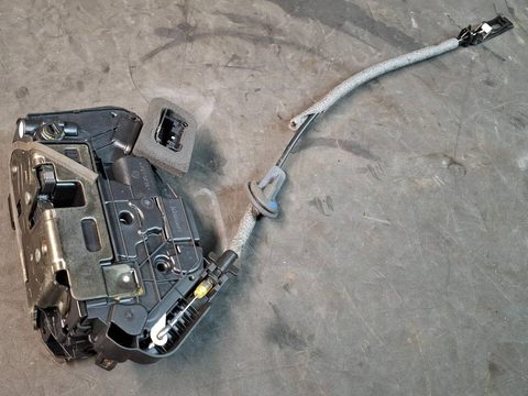 Замок двери задней левой Volkswagen Jetta, 2019 г., OEM 17A839015, арт. 327214