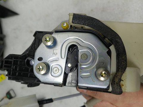 Замок двери задней левой Hyundai Santa Fe, 2020 г., OEM 81410S1200, арт. 33764, фото 6