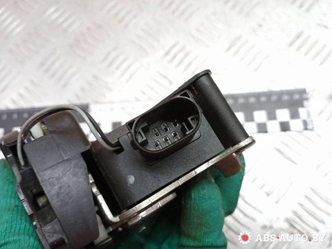Замок двери задней левой Mercedes Vito W639, 2005 г., OEM A6397300435, арт. A2270