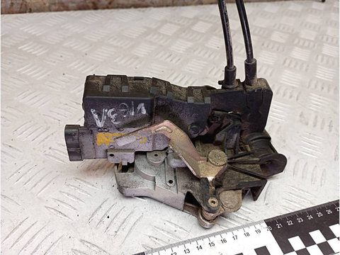 Замок двери задней левой Mercedes ML W163, 1999 г., OEM A1637302535, арт. A27759_1, фото 2