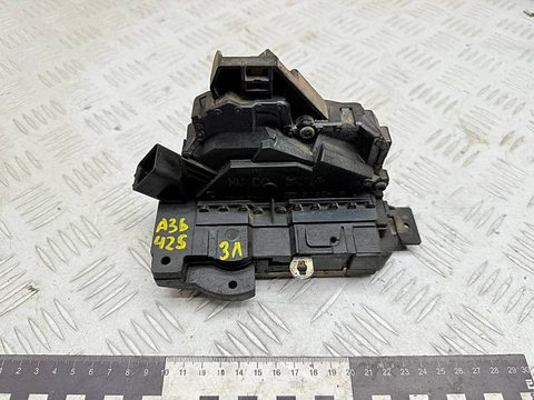 Замок двери задней левой Ford Focus, 2003 г., OEM 2S4AA26413BB, арт. A36425