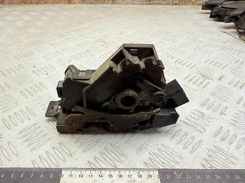 Замок двери задней левой Ford Focus, 2003 г., OEM 2S4AA26413BB, арт. A36425, фото 3
