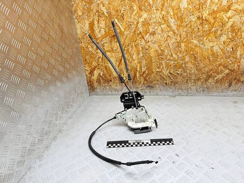 Замок двери задней левой Jeep Cherokee, 2016 г., OEM 04589915ADA, арт. A43451