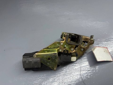 Замок двери задней левой Mitsubishi Space Star, 1999 г., OEM M806384, арт. B102557702, фото 2