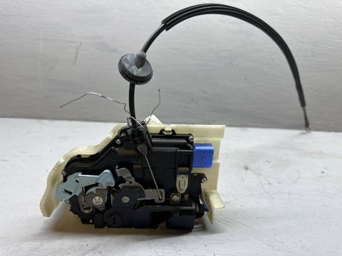 Замок двери задней левой Volkswagen Golf, 2004 г., OEM 7L0839015D, арт. B113539006_8, фото 3