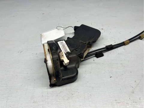 Замок двери задней левой Mazda 2 DY, 2004 г., OEM ANSI, арт. B41059493
