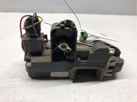 Замок двери задней левой Opel Corsa C, 2004 г., OEM 13154793, арт. B42927991_2, фото 2