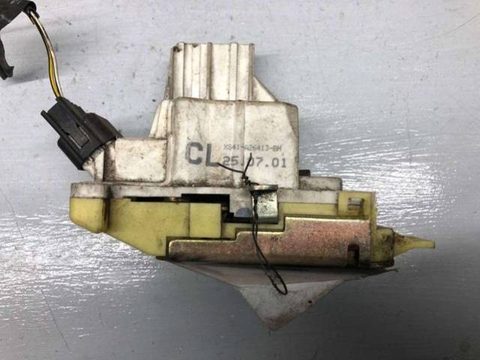 Замок двери задней левой Ford Focus, 2002 г., OEM XS41A26413BH, арт. B42933751