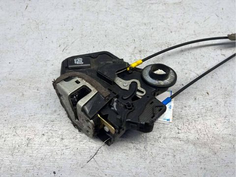 Замок двери задней левой Toyota Corolla Verso, 2006 г., арт. B43221527