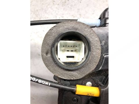 Замок двери задней левой Toyota Camry XV50, 2014 г., OEM 6906006100, арт. B64780564, фото 3