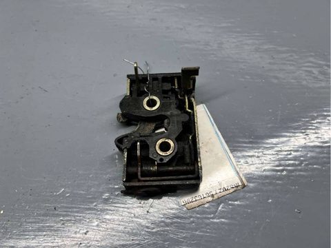 Замок двери задней левой Volkswagen Golf, 1990 г., OEM 193839015C, арт. B73749829