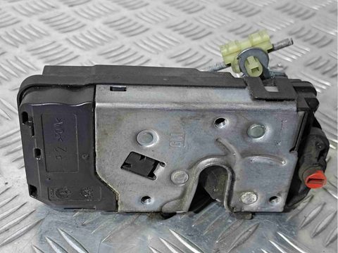 Замок двери задней правой Opel Astra, 2009 г., OEM 13210739, арт. 019175