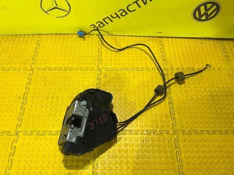 Замок двери задней правой Mercedes C W203, 2003 г., арт. 15289