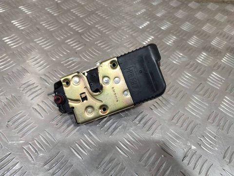 Замок двери задней правой Citroen Xantia, 1998 г., OEM 913859, арт. 17898131