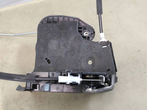 Замок двери задней правой Chevrolet Equinox, 2018 г., OEM 13598385, арт. 313318, фото 2