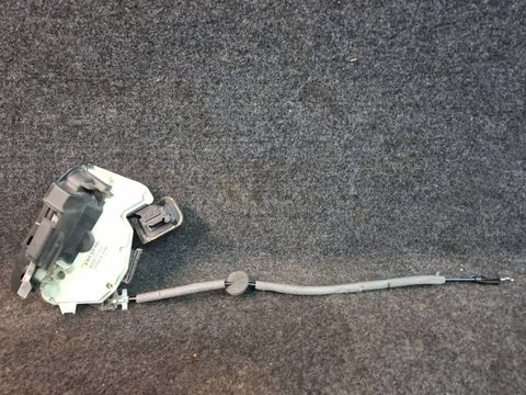 Замок двери задней правой Volkswagen Passat USA, 2015 г., OEM 5K4839016S, арт. 321716