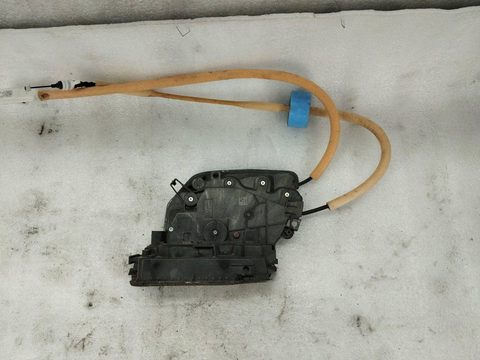 Замок двери задней правой BMW 5 G30/G31, 2018 г., OEM 18283810, арт. 33322