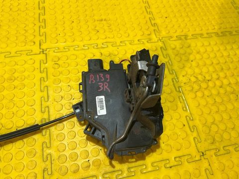 Замок двери задней правой Audi A6, 2002 г., арт. 90265