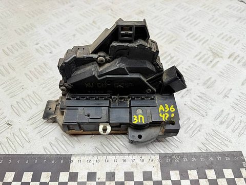 Замок двери задней правой Ford Focus, 2003 г., OEM 2S4AA26412BB, арт. A36426