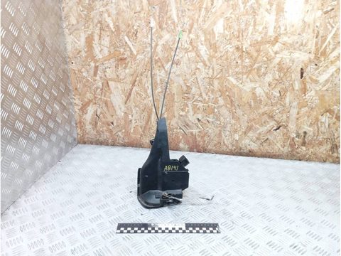 Замок двери задней правой Toyota RAV4, 2005 г., OEM 260AM, арт. A8341