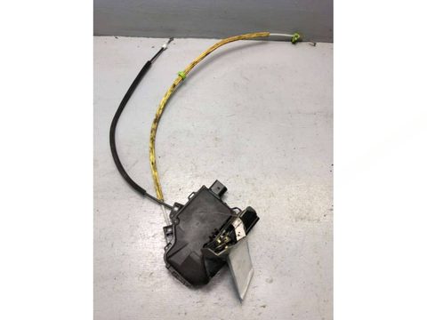 Замок двери задней правой Audi A6 C5 (S6,RS6), 1997 г., OEM 4B0839016, арт. B34432504
